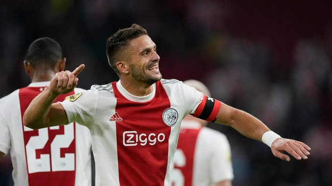 人们仿佛依 人们仿佛依